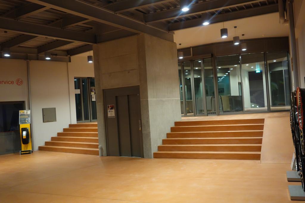 Hotel Фрауэнфельд Экстерьер фото